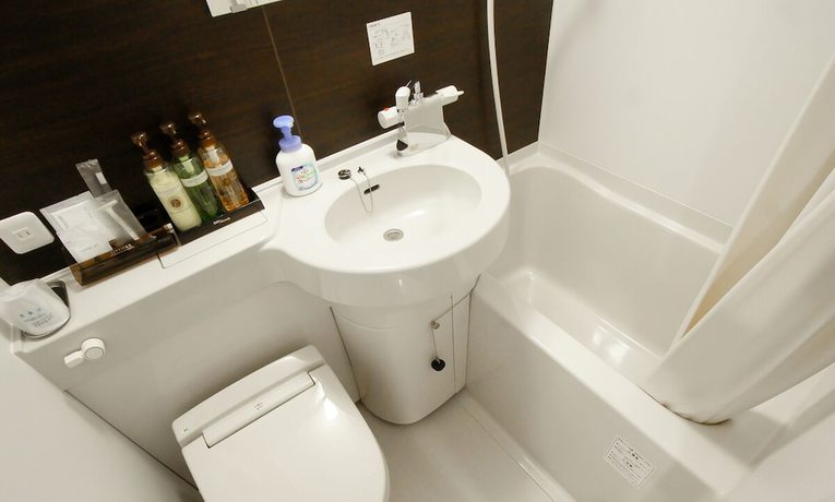 Imagen de la habitación del Hotel Livemax Toyama. Foto 5
