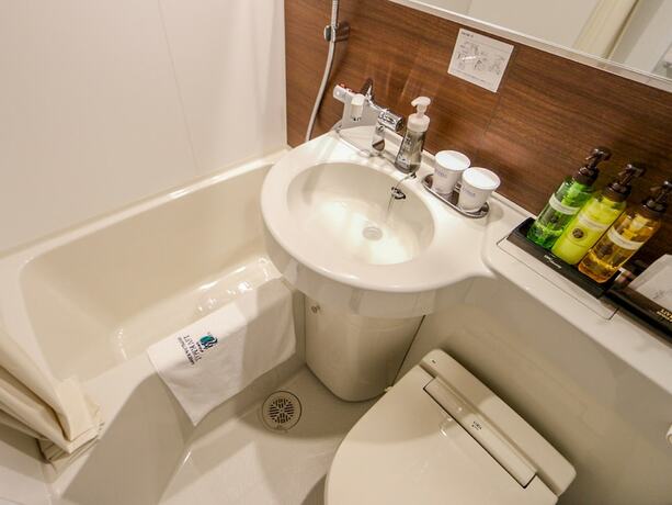 Imagen de la habitación del Hotel Livemax Ueno-ekimae. Foto 18