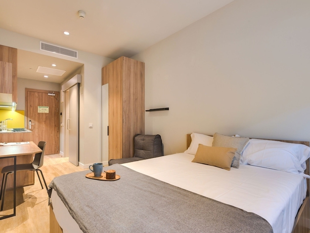 Imagen de la habitación del Hotel Livensa Living Studios Valencia Viveros. Foto 3