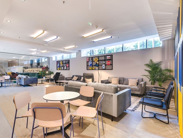 Imagen de la habitación del Hotel Livensa Living Studios Valencia Viveros. Foto 8