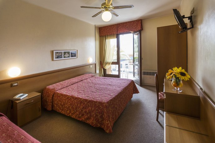 Imagen de la habitación del Hotel Livia, Gargnano. Foto 6