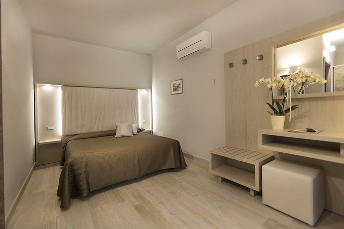 Imagen de la habitación del Hotel Livia, Gargnano. Foto 16