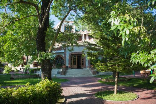 Imagen general del Hotel Livia, Ksamil. Foto 1