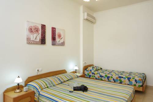 Imagen de la habitación del Hotel Livikon. Foto 1