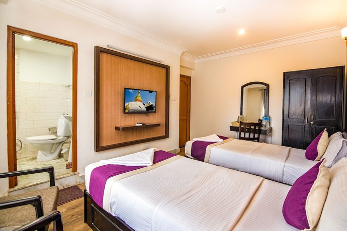 Imagen de la habitación del Hotel Livin Kathmandu. Foto 11