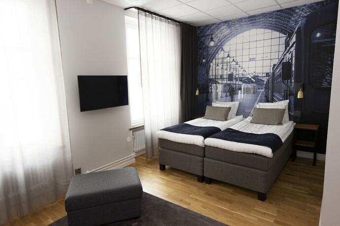 Imagen de la habitación del Hotel Livin Station. Foto 18