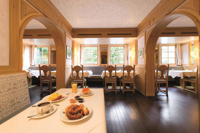 Imagen del bar/restaurante del Hotel Living Am Deutschen Museum. Foto 4