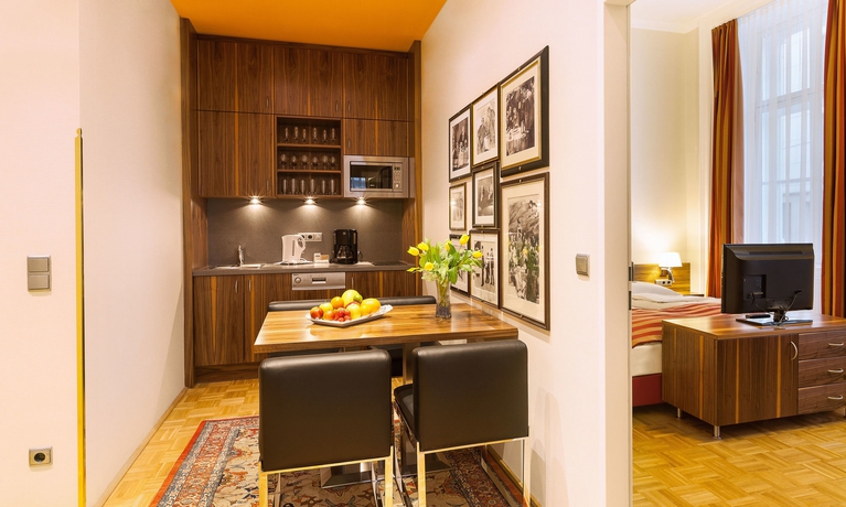 Imagen de la habitación del Hotel Living An Der Oper. Foto 2