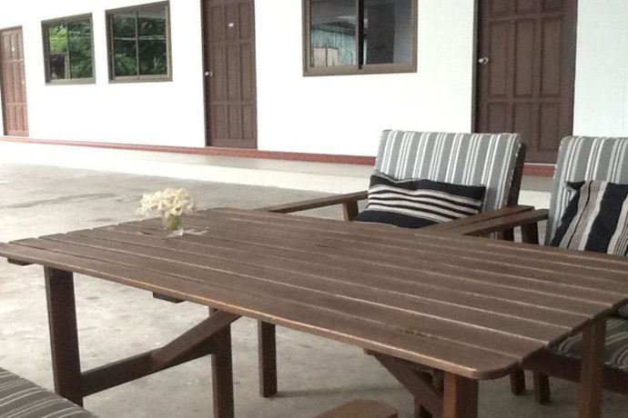 Imagen de los exteriores del Hotel Living Apartment. Foto 13
