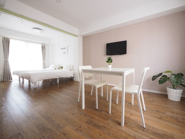 Imagen de la habitación del Hotel Living CUBE Tabata Station. Foto 20