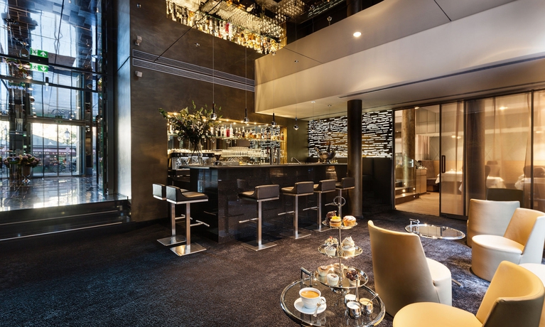 Imagen del bar/restaurante del Hotel Living Das Viktualienmarkt. Foto 5