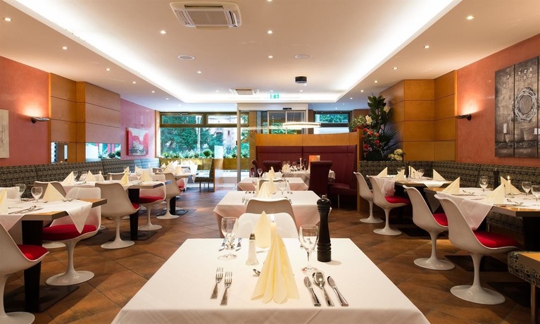 Imagen del bar/restaurante del Hotel Living Düsseldorf. Foto 7