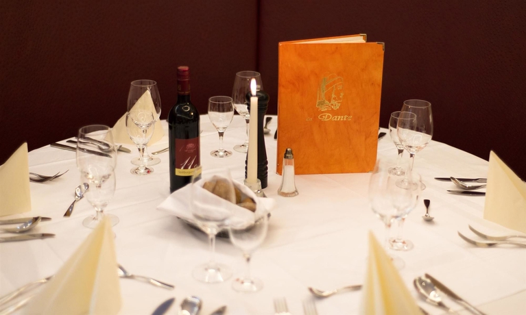 Imagen del bar/restaurante del Hotel Living Düsseldorf. Foto 8