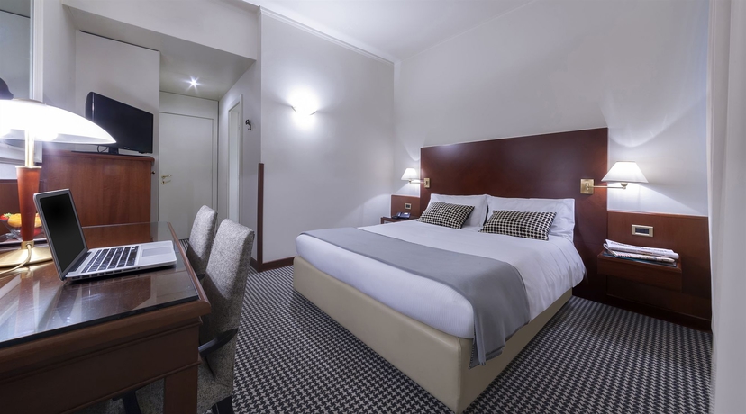 Imagen de la habitación del Hotel Living. Foto 6