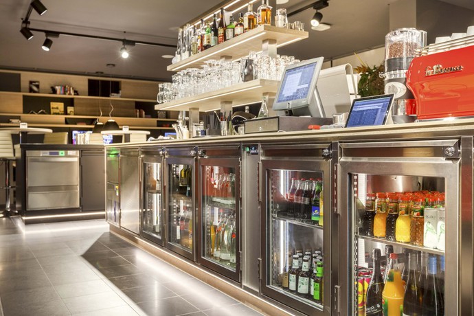 Imagen del bar/restaurante del Hotel Living Frankfurt. Foto 12