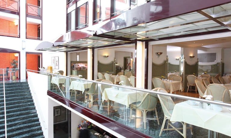 Imagen del bar/restaurante del Hotel Living Großer Kurfürst. Foto 6