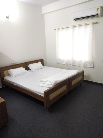 Imagen de la habitación del Hotel Living Studio. Foto 6
