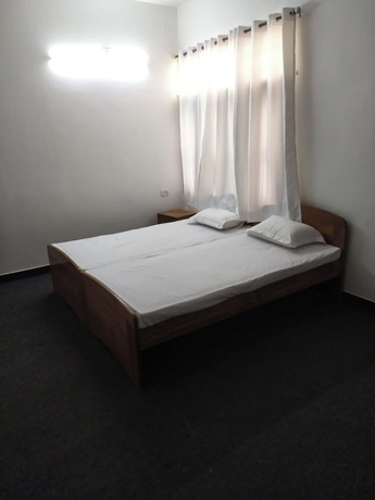 Imagen de la habitación del Hotel Living Studio. Foto 8