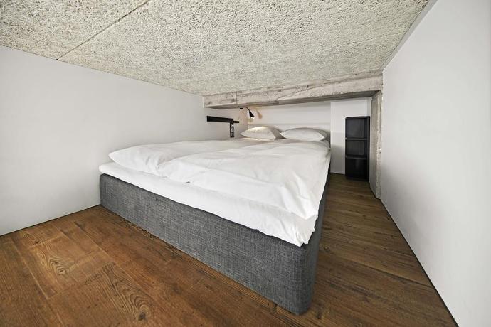 Imagen de la habitación del Hotel Living Suites. Foto 3
