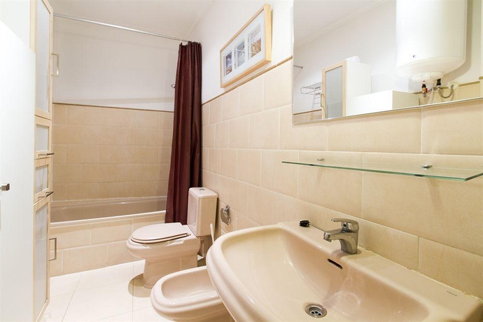 Imagen general del Hotel Living Valencia Apartments-Edificio Vitoria. Foto 8