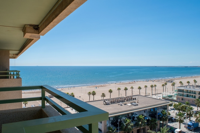 Imagen de la habitación del Hotel Living Valencia - Patacona Beach. Foto 4