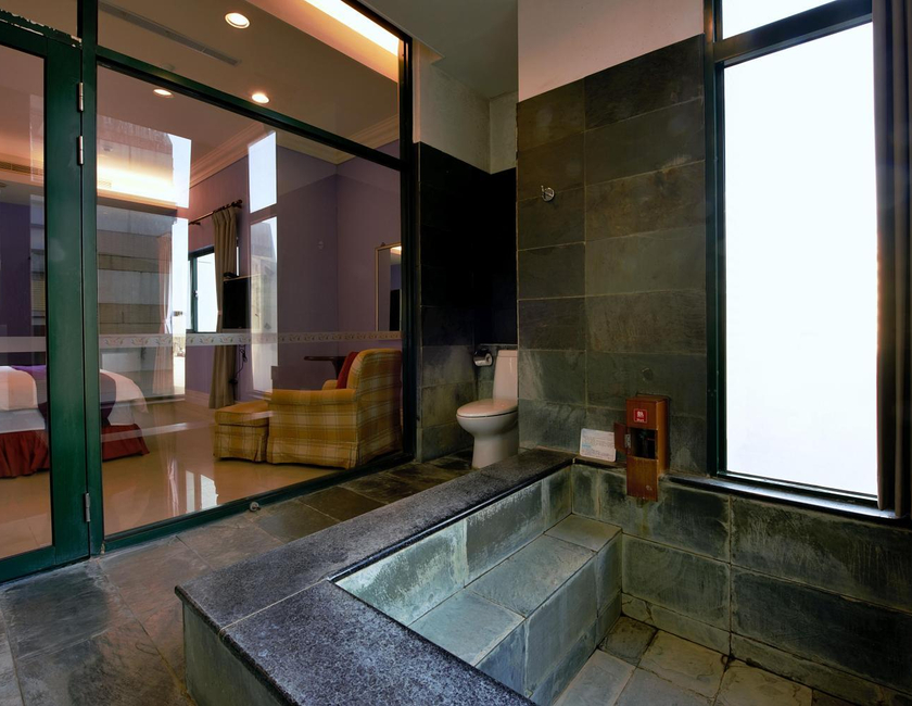 Imagen general del Hotel Living Water Hotspring. Foto 19