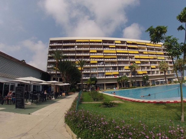 Imagen de los exteriores del Hotel Living4Torremolinos. Foto 15