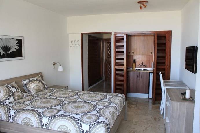 Imagen de la habitación del Hotel Living4Torremolinos. Foto 8