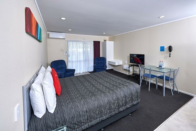 Imagen de la habitación del Hotel Livingston Motel. Foto 19