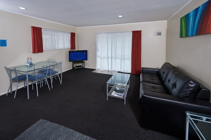Imagen de la habitación del Hotel Livingston Motel. Foto 20