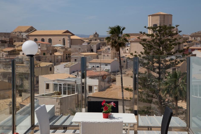 Imagen general del Hotel Livingston Siracusa. Foto 8