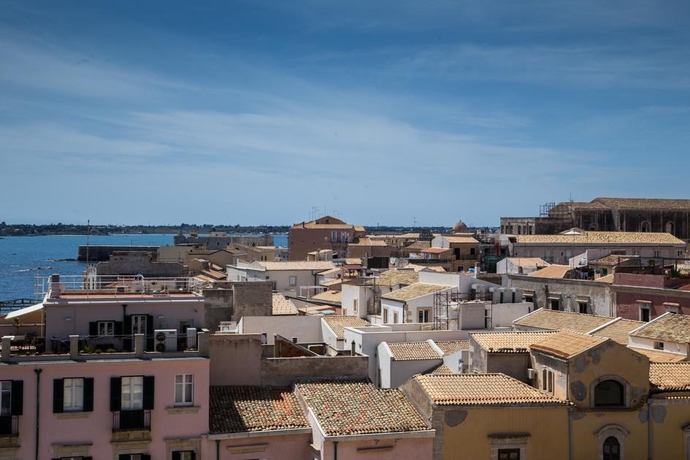 Imagen general del Hotel Livingston Siracusa. Foto 10