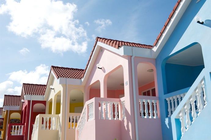 Imagen de los exteriores del Hotel Livingstone Jan Thiel Resort. Foto 12