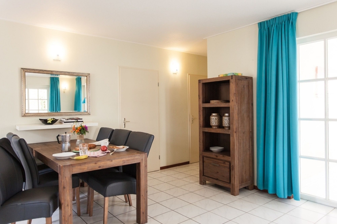 Imagen de los interiores del Hotel Livingstone Jan Thiel Resort. Foto 16