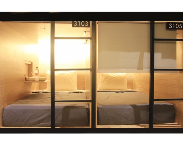 Imagen general del Hotel Livinn Hostel City Center Surabaya. Foto 1