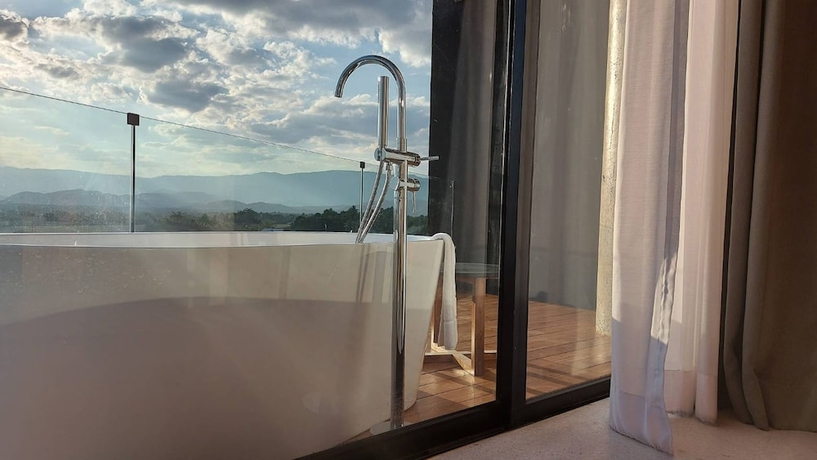 Imagen de la habitación del Hotel Livist Resort Phetchabun. Foto 15