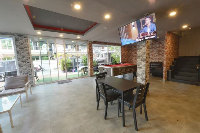 Imagen de los interiores del Hotel Livit70\'s hotel and hostel. Foto 15