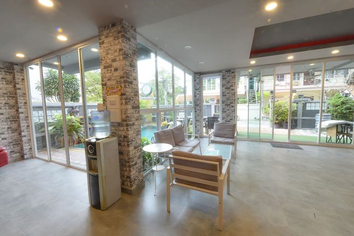 Imagen de los interiores del Hotel Livit70\'s hotel and hostel. Foto 16