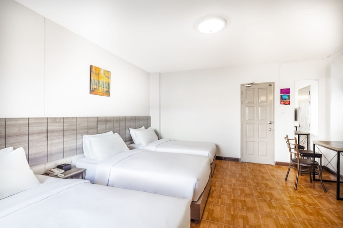 Imagen de la habitación del Hotel Livotel Express Bang Kruai. Foto 7