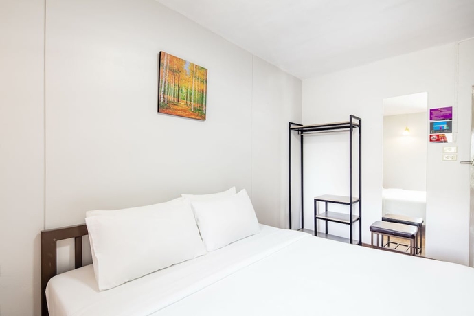 Imagen de la habitación del Hotel Livotel Express Bang Kruai. Foto 8