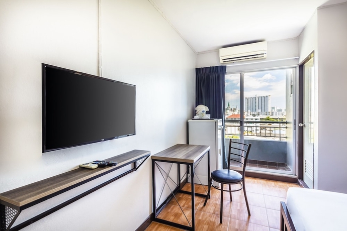 Imagen de la habitación del Hotel Livotel Express Bang Kruai. Foto 12