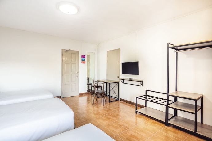 Imagen de la habitación del Hotel Livotel Express Bang Kruai. Foto 14