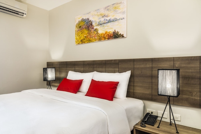 Imagen de la habitación del Hotel Livotel Hua Mak Bangkok. Foto 11