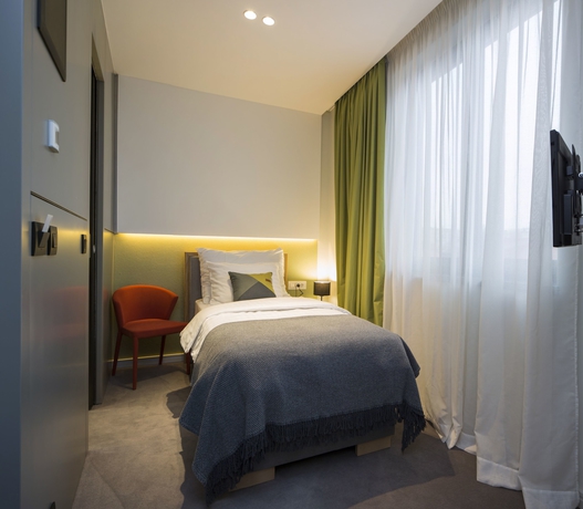 Imagen de la habitación del Hotel Livris. Foto 13