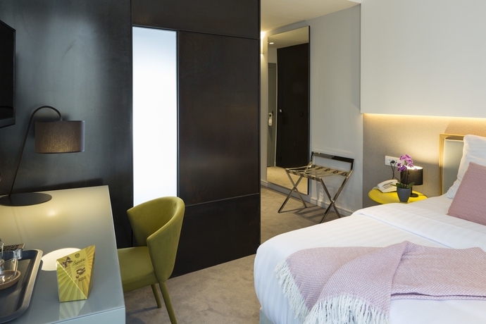 Imagen de la habitación del Hotel Livris. Foto 15