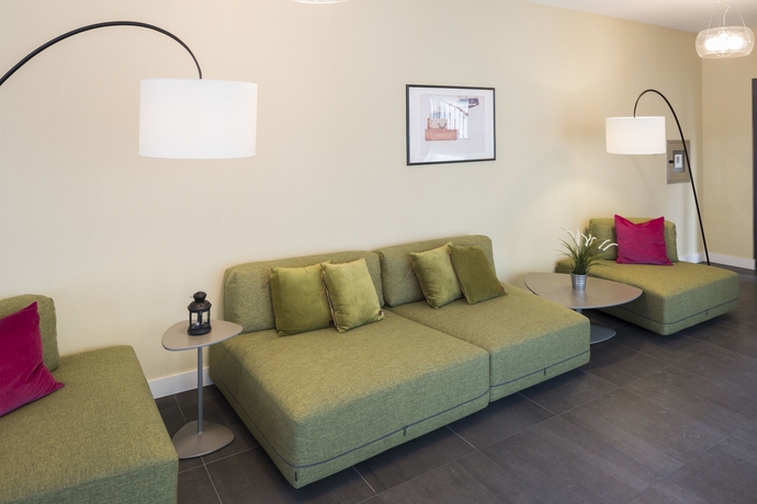 Imagen de los interiores del Hotel Livris. Foto 17