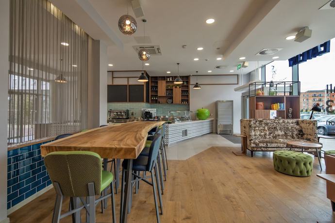 Imagen del bar/restaurante del Hotel Livstudent Dublin. Foto 4