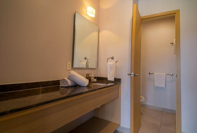 Imagen general del Hotel Livup Suites En Zona Iteso. Foto 7