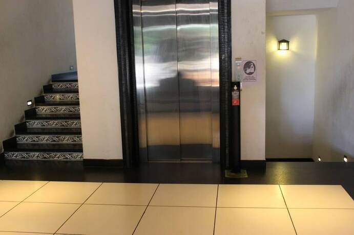 Imagen general del Hotel Liwa- The Transit. Foto 10