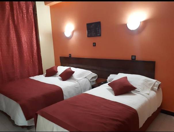 Imagen de la habitación del Hotel Lixus. Foto 9